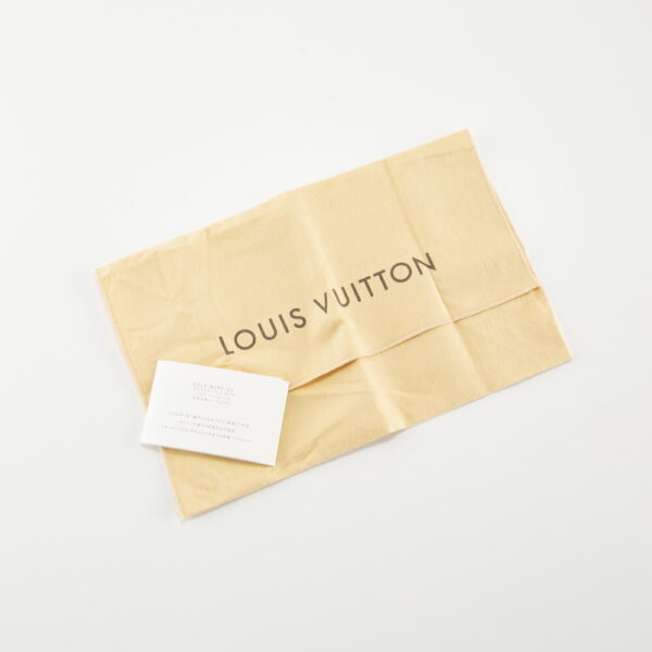 340200kwh490062 7 Louis Vuitton Damier Pochette Accessoire Pouch