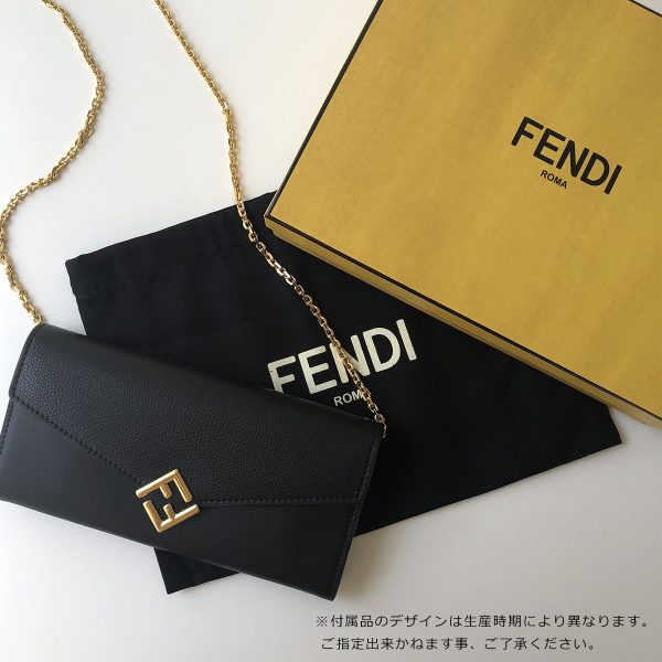 350601141 17 FENDI Wallet Diamond Chain Wallet