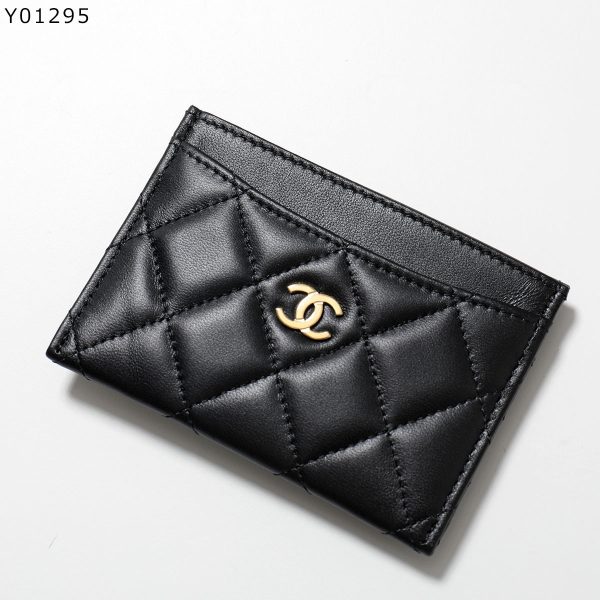 350928415 3 CHANEL MATELASSE Caviar Skin Lambskin Pass Case CocoMark