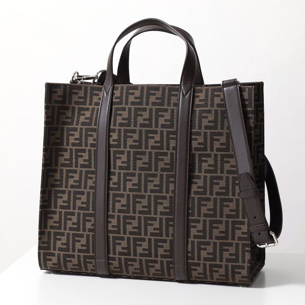 351021286 5 FENDI Tote Shopping Bag Pattern Jacquard Calf Leather