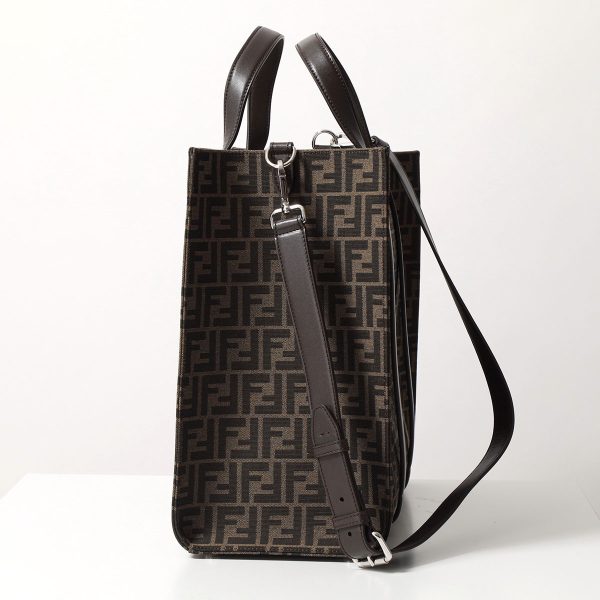 351021286 7 FENDI Tote Shopping Bag Pattern Jacquard Calf Leather