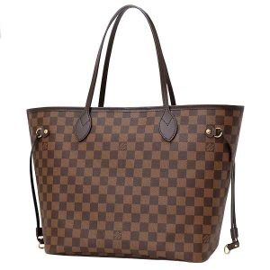 4843 1 1 Gucci GG Marmont Quilted Small Shoulder Bag