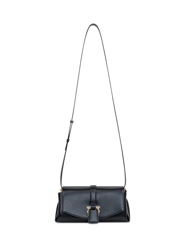 5580a3cf51249e7 ia 2 Ferragamo Bag Nero