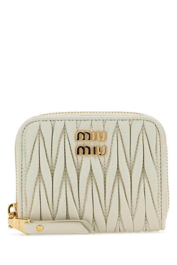 5c840cd5fdafc39 ia 1 MIU MIU White Bianco Spring Summer Wallet