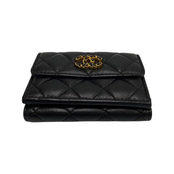 5sbb a2112282 6 CHANEL Matelasse Chain Coco Small Flap Wallet Lambskin