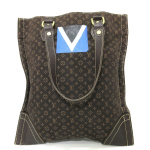 6 lv221118 4ta Louis Vuitton Monogram City GM Shoulder Bag