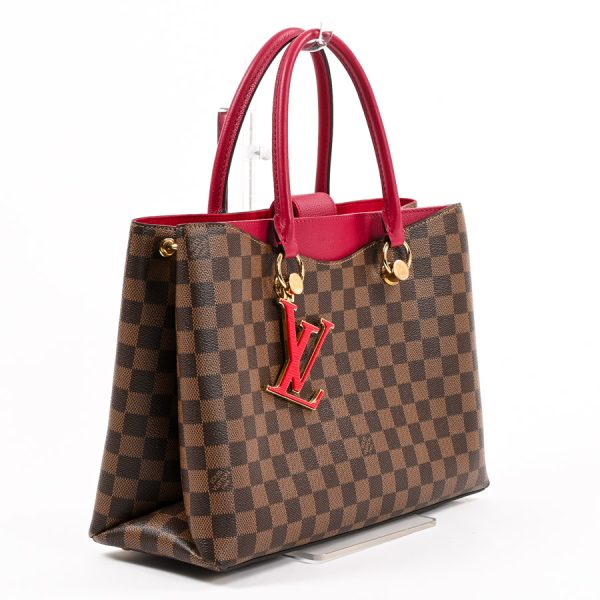 6127317 2 Louis Vuitton LV Riverside shoulder bag Brown