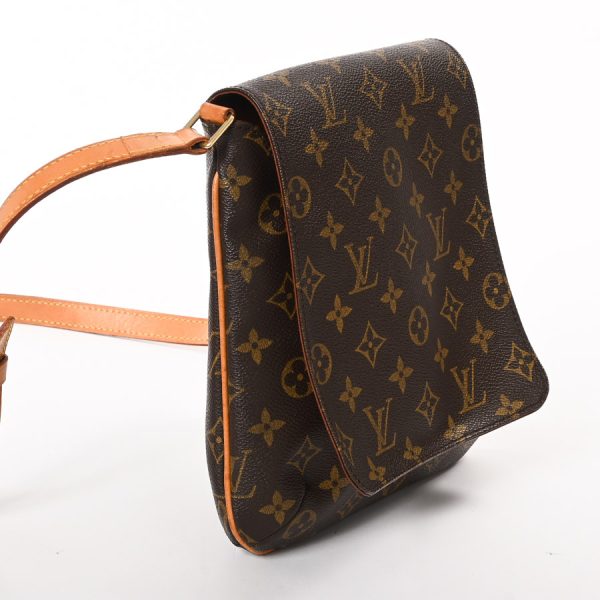 6127363 2 Louis Vuitton Musette Salsa shoulder bag M51387 Brown