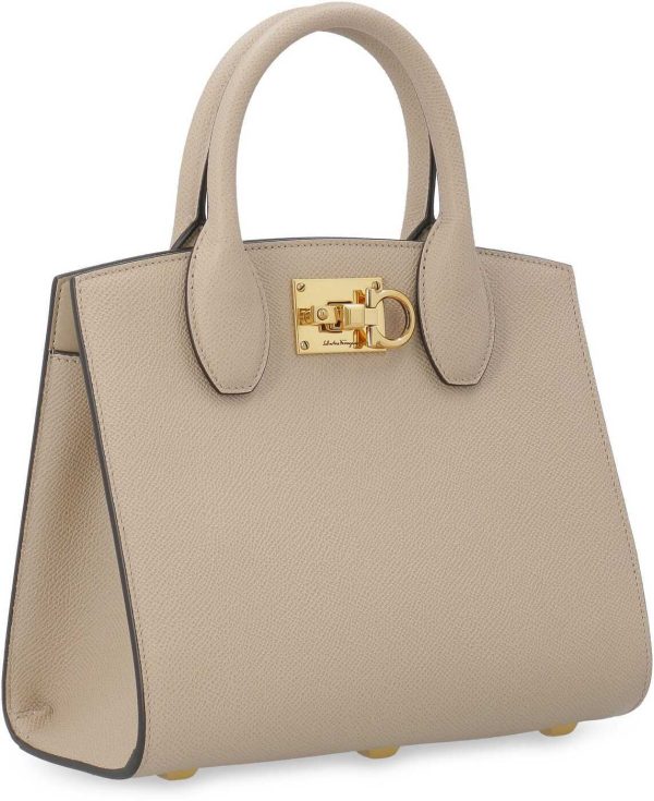 6612cbda61ed6f2 ia 3 Ferragamo Daino Tote Bag