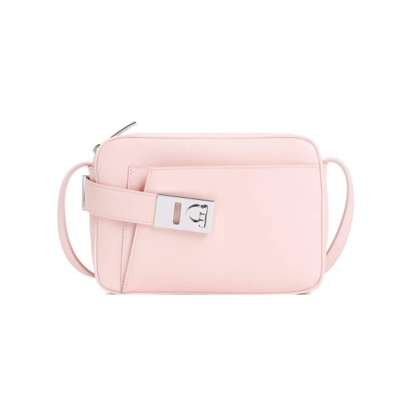 7be744dde7340be ia 2 Ferragamo Spring Summer Bag Pink