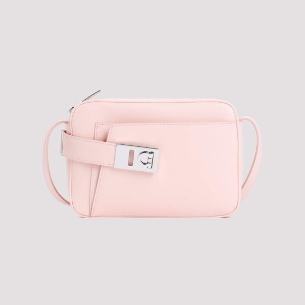 7be744dde7340be ia 3 Ferragamo Spring Summer Bag Pink