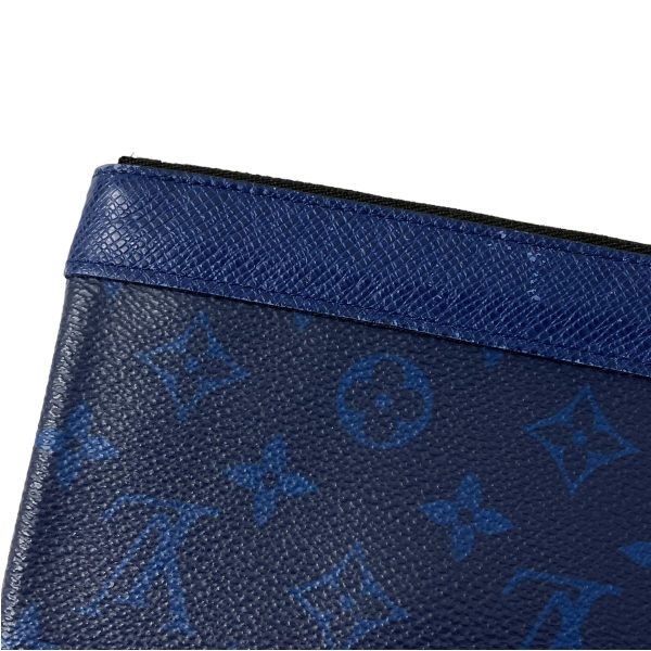 8006001484469 13 LOUIS VUITTON Pochette Discovery PM Pouch M30278 Blue