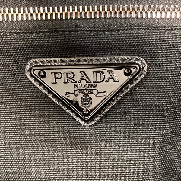 8020000961844 16 PRADA triangle shoulder bag Black