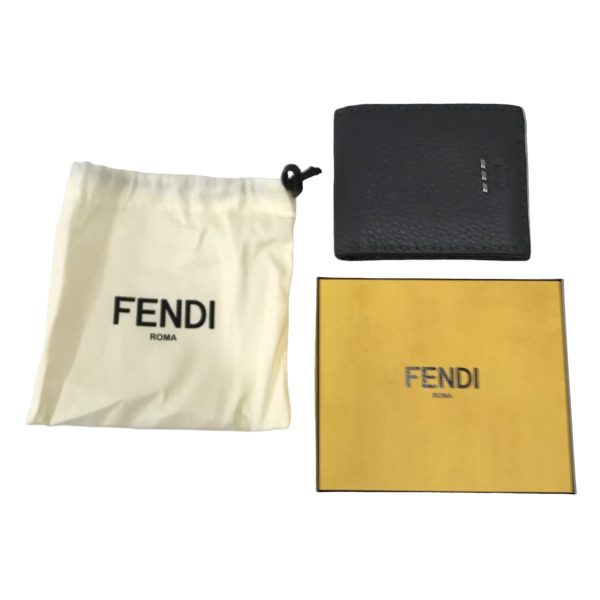 8033001573428 16 FENDI Selleria Wallet Black