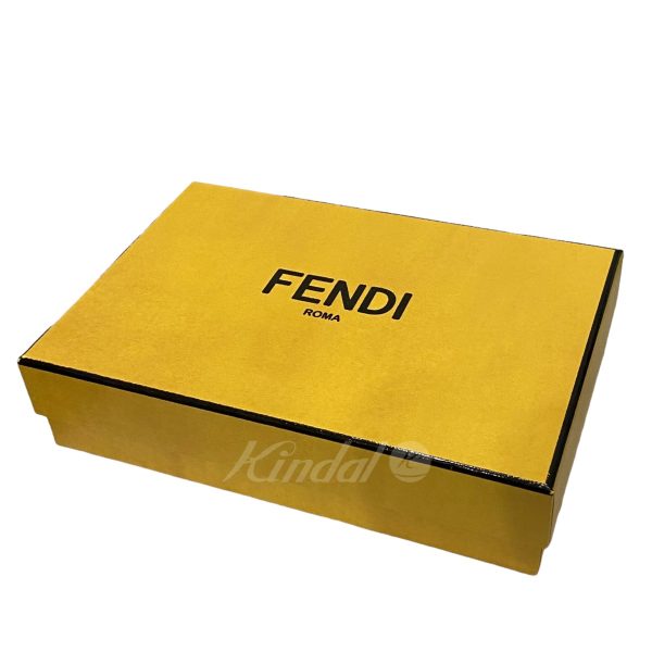 8045000770029 11 FENDI peaker bookey case green