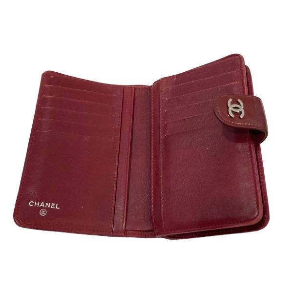 8077000546694 13 CHANEL Leather Wallet red