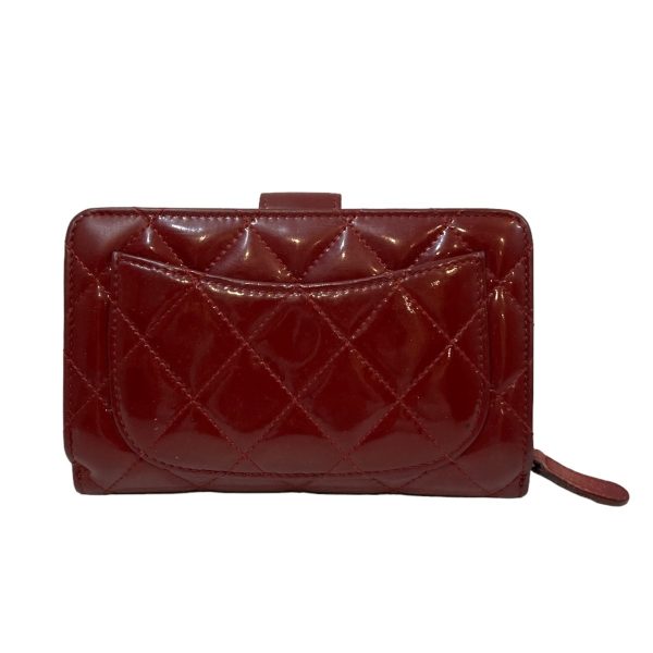 8077000546694 2 CHANEL Leather Wallet red