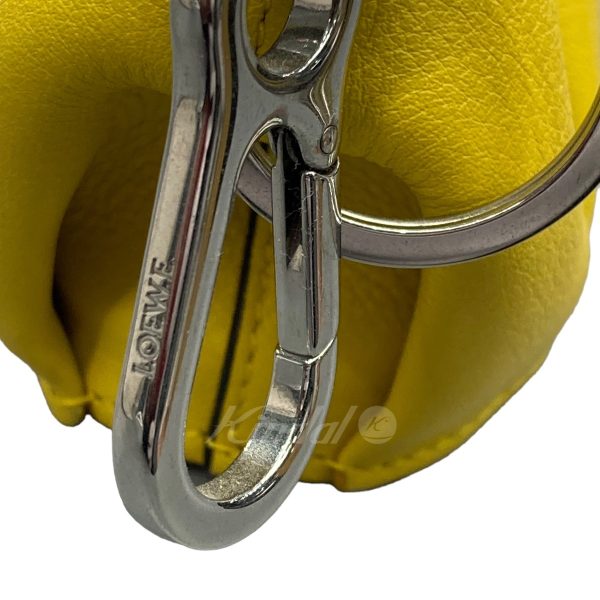 8086000066460 11 LOEWE Elephant Keychain Yellow