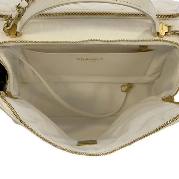 8906427 07 CHANEL Bag Large Bowling Matelasse Coco Mark White