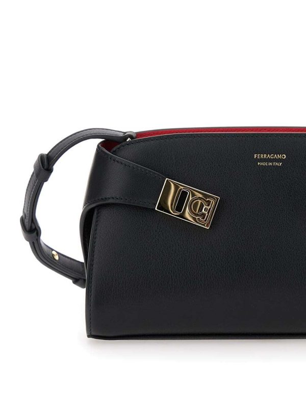 8efed9ec768486d ia 3 Ferragamo Autumn Winter Bag Black