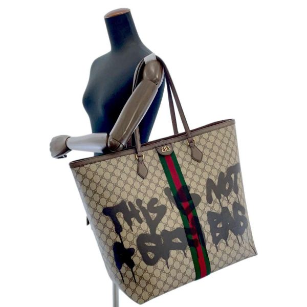 9180635 05 Balenciaga Gucci Collaboration The Hacker Project Graffite Bag