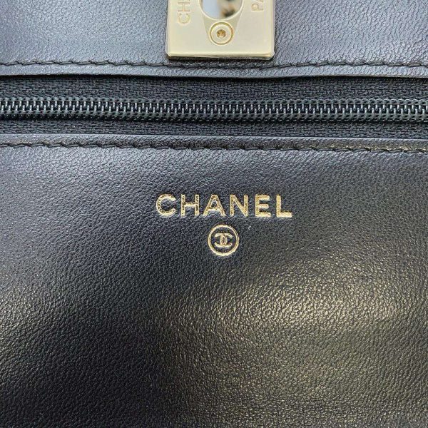 9321298 13 CHANEL Chain Wallet Matelasse Coco Mark Patent Wallet Black