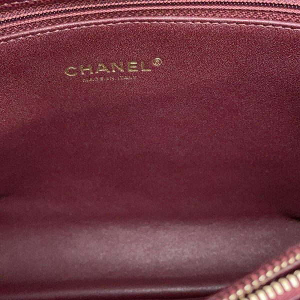 9362604 08 Chanel Matelasse Handle Bag Caviar SkinLizard Black