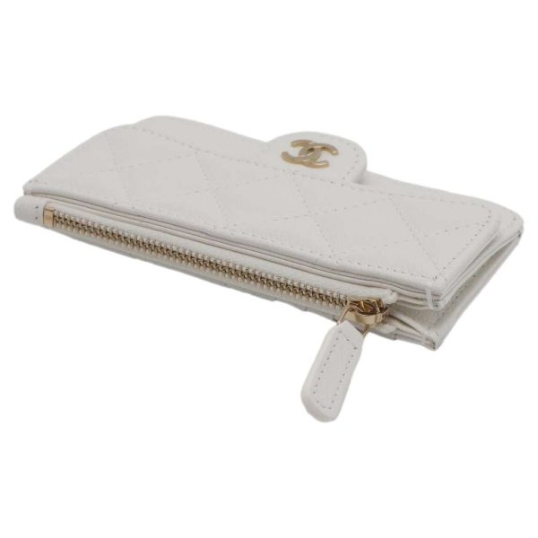 9378643 02 CHANEL Matelasse CocoMark Caviar Coin Case White