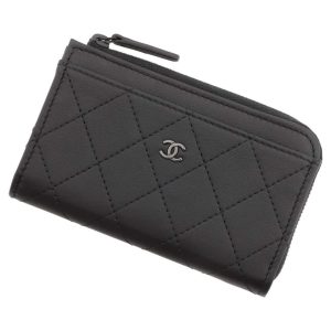 9389830 01 Louis Vuitton Port Documents Jour Leather Black