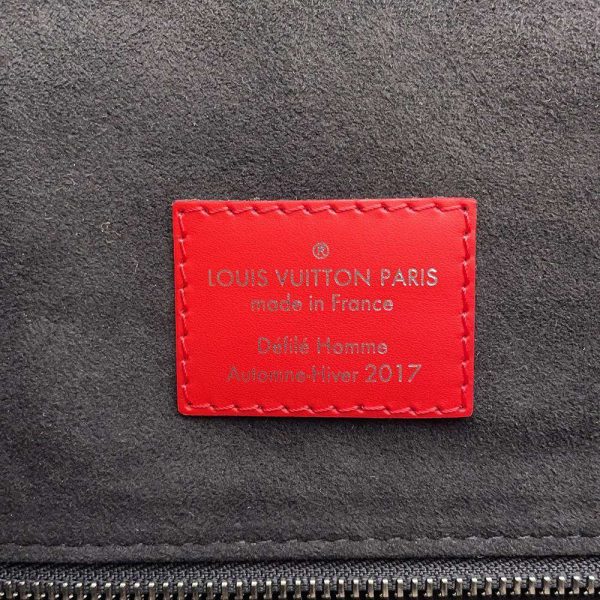 9397576 11 Louis Vuitton Christopher Rucksack Epi Supreme Red