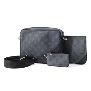 9397637 01 Louis Vuitton Cannes Vanity Bag Epi Leather Noir