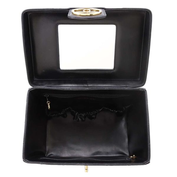 9398047 07 Chanel Vanity Bag Matelasse Bicolore Lambskin Black