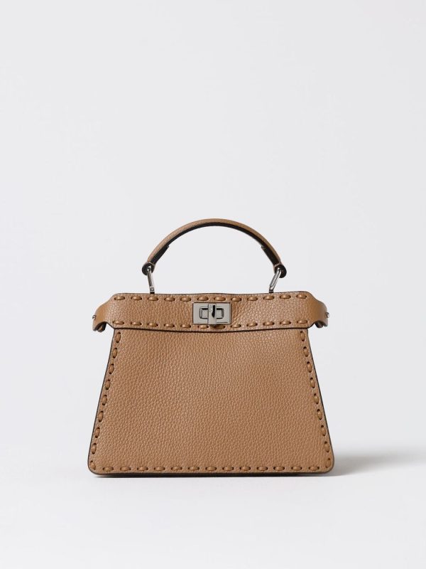 942b0da359921be gi 1 Fendi Beige Bag