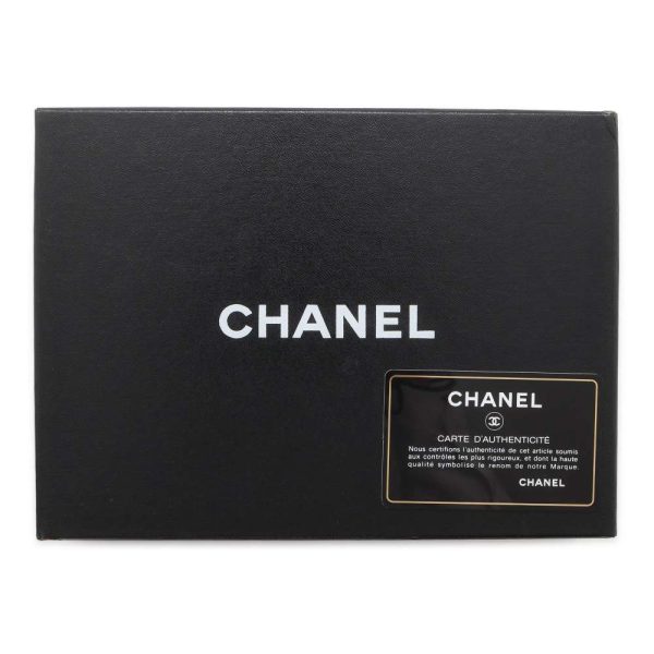 9443198 19 CHANEL Chain Wallet Matelasse Coco Mark Lambskin Black