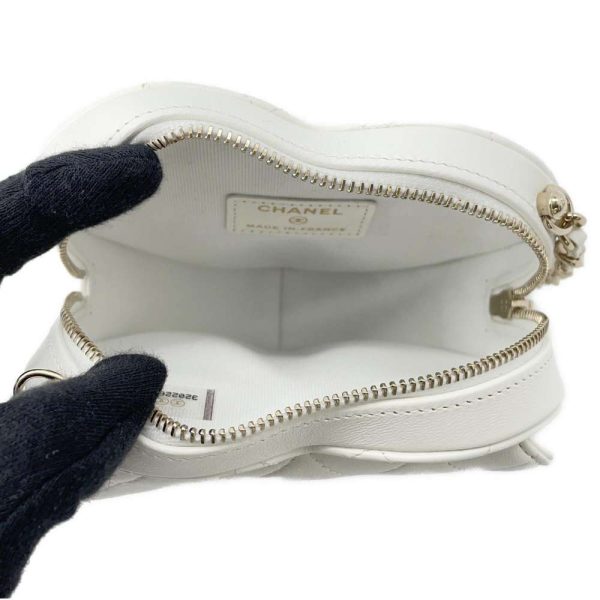 9445321 05 CHANEL Chain Shoulder Bag Matelasse Coco Mark Lambskin Bag Pochette White