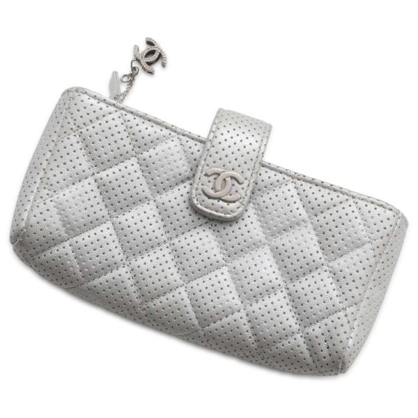 9460669 01 CHANEL Pouch Matelasse Coco Mark