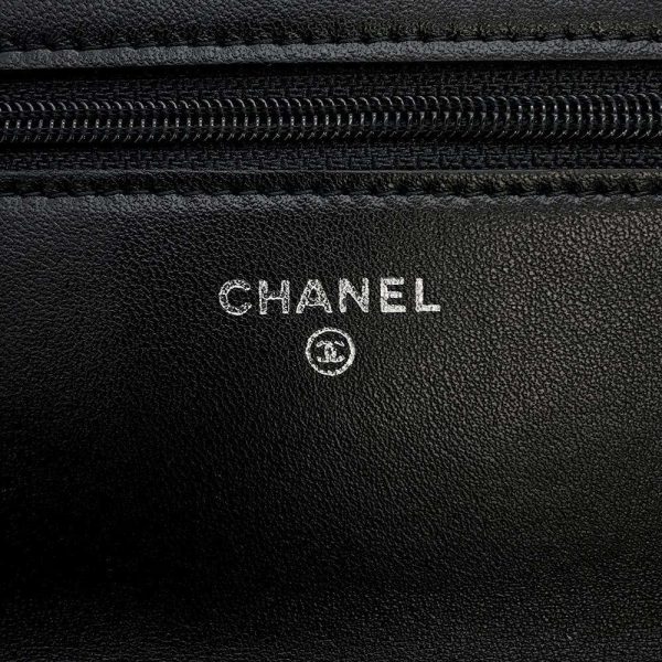 9464681 12 CHANEL Matelasse Lambskin Chain Wallet Black