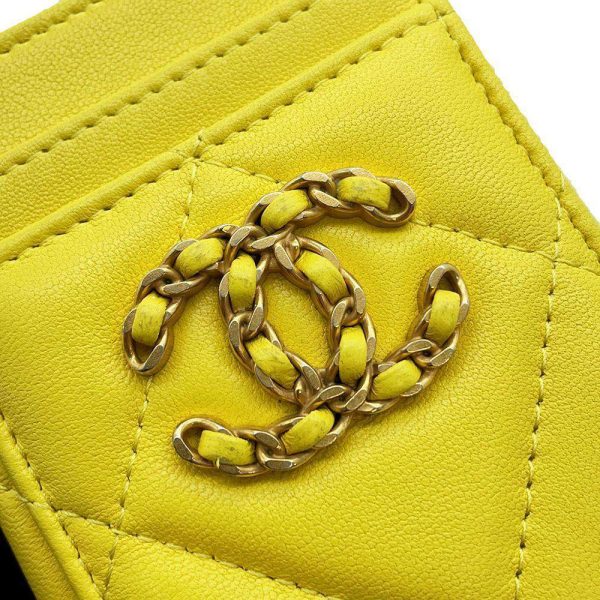 9464735 07 CHANEL Coin Case 19 Zip Lambskin Wallet Card Case