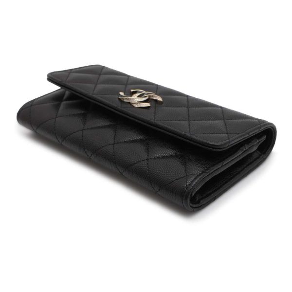 9474291 02 CHANEL Long Wallet Matelasse Flap Here Mark Caviar Skin Black