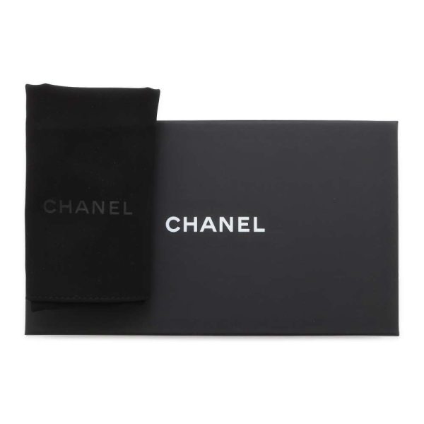 9474291 08 CHANEL Long Wallet Matelasse Flap Here Mark Caviar Skin Black