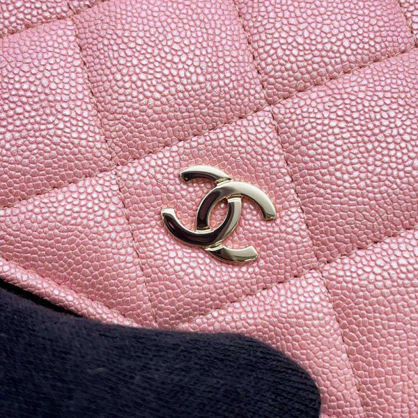 9477841 07 CHANEL Matelasse Caviar Skin Chain Wallet