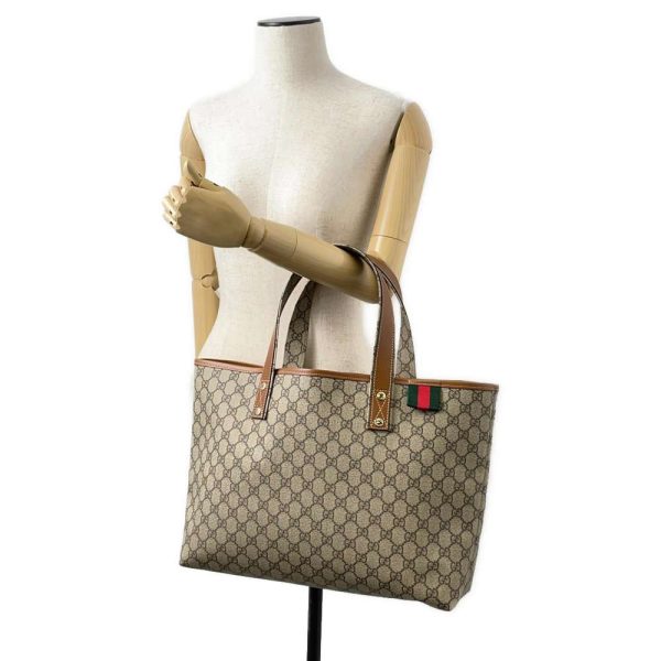 9486256 04 Gucci Sherry Line GG Supreme Tote Bag Web