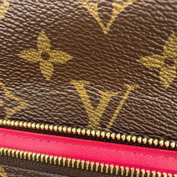 9503175 12 Louis Vuitton Pochette Weekend Chain Wallet Monogram Brown