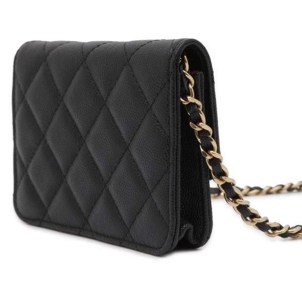 9506923 02 CHANEL Matelasse Caviar Skin Pochette Black