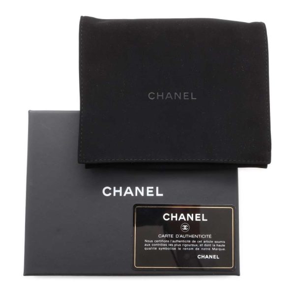 9506923 12 CHANEL Matelasse Caviar Skin Pochette Black