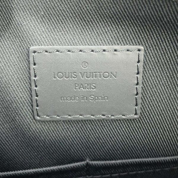 9509856 13 Louis Vuitton Discovery Messenger PM Shoulder Bag Damier Infini Black