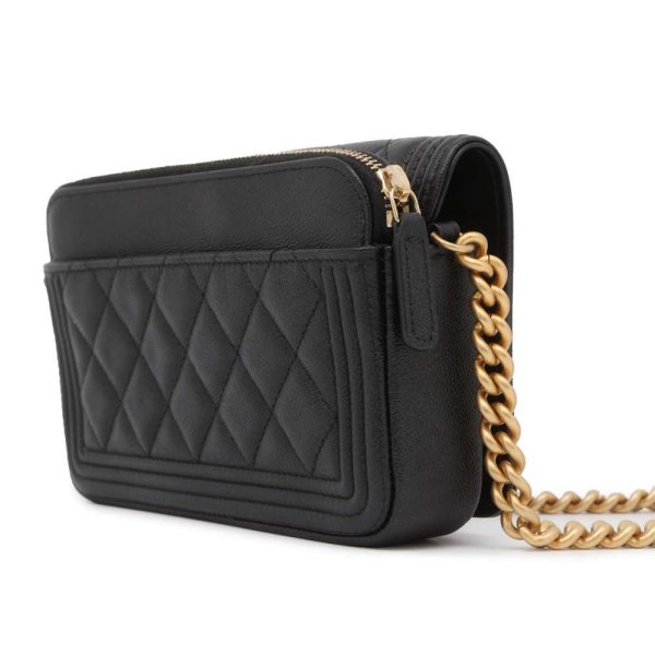 9513563 02 CHANEL Boy Caviar Skin Phone Case Pochette Black