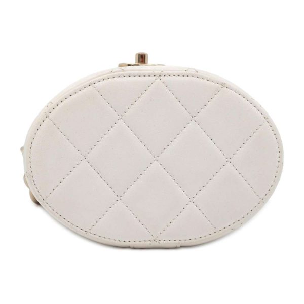 9535756 03 CHANEL Vanity Chain Shoulder Bag Matelasse Coco Mark Lambskin White