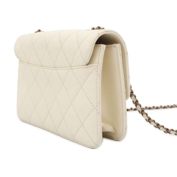 9535763 02 CHANEL Beauty Lock Chain Shoulder Bag Flap Here Mark White