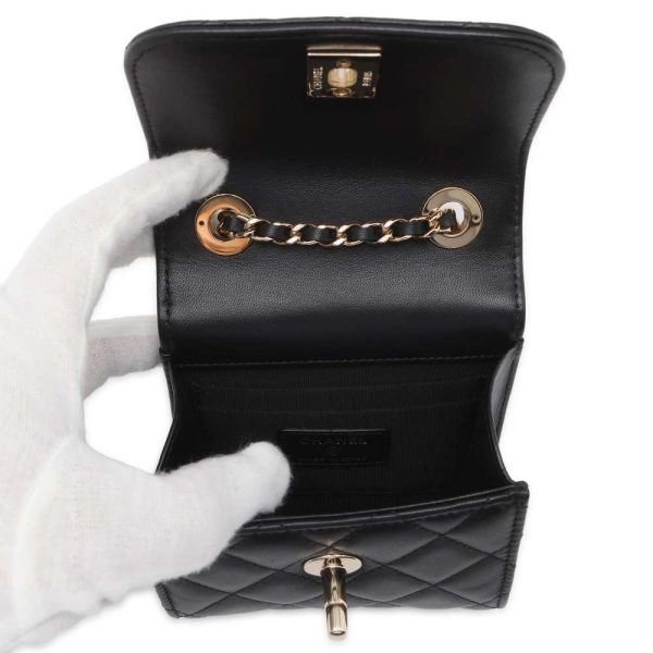 9535855 05 CHANEL Quilted Pochette Chain Bag Matelasse CocoMark Lambskin Black